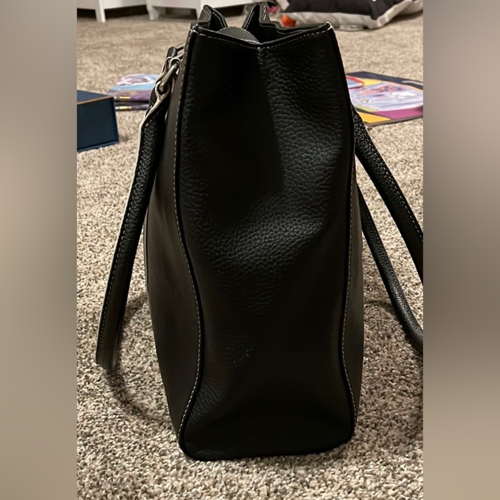 Wilsons Leather Black Leather Laptop Tote with White Contrast Stitching - Picture 3 of 4